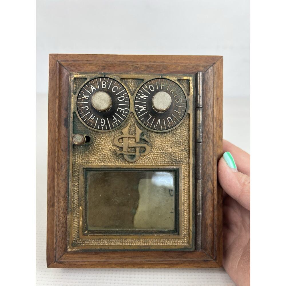 Vintage US Post Office Box Dual Dial Beautiful Wood And Brass W/ Combo
